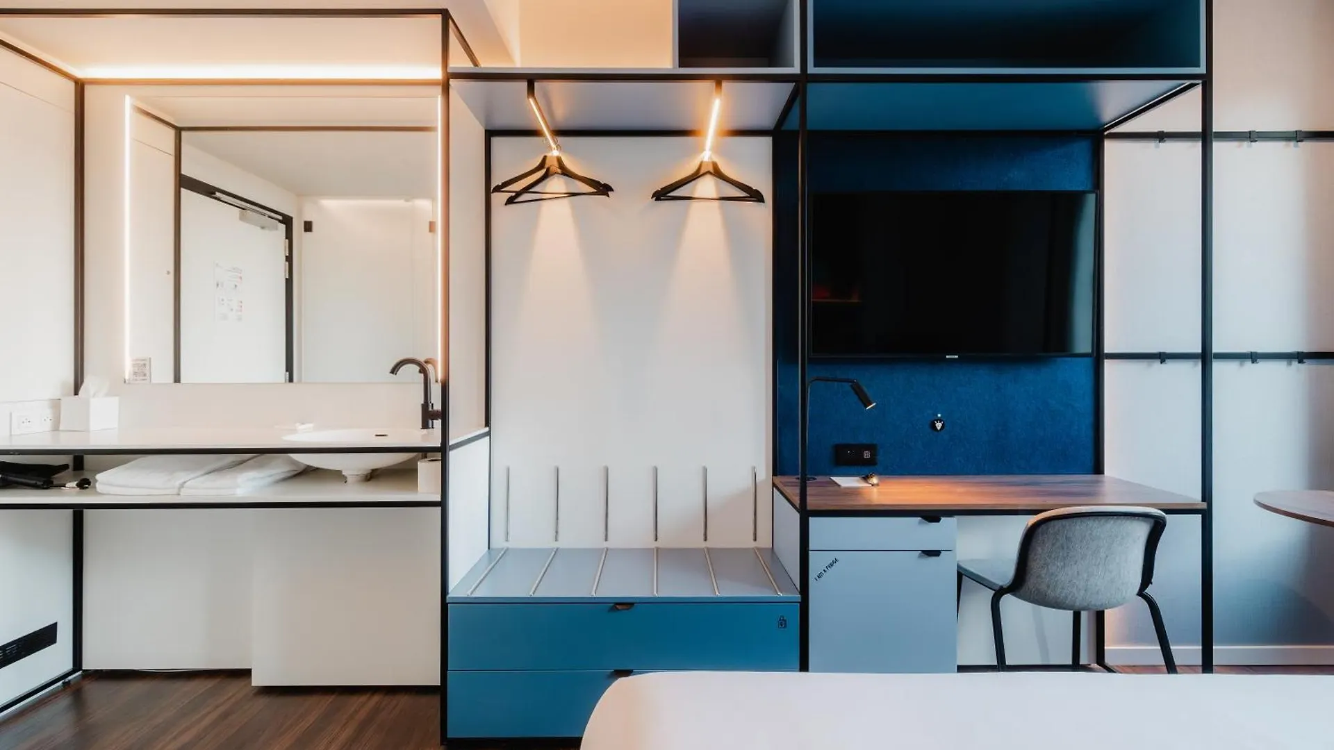 *** Hotel A-Stay Amberes Bélgica
